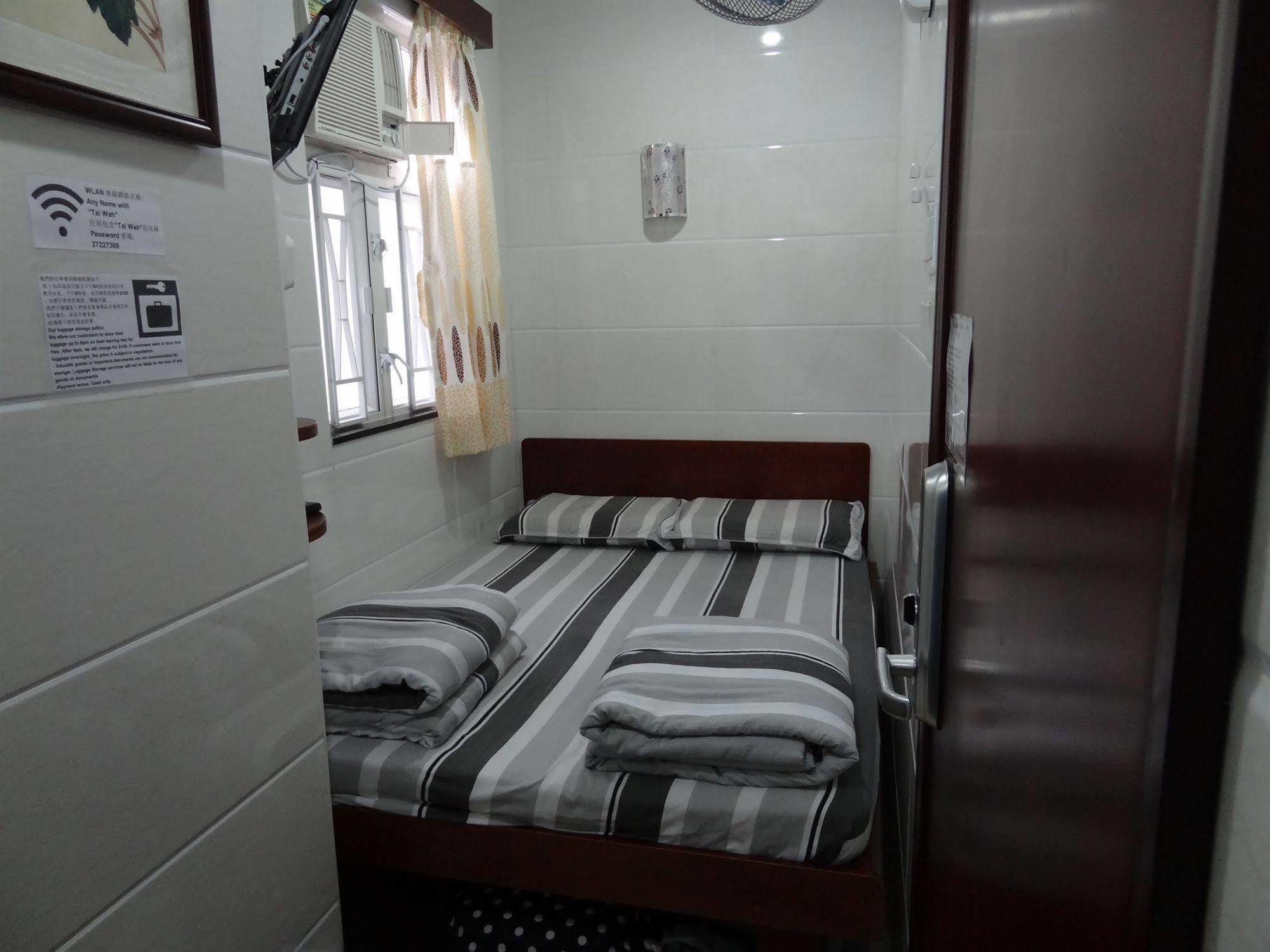 Tai Wah Hostel Hong Kong Bagian luar foto