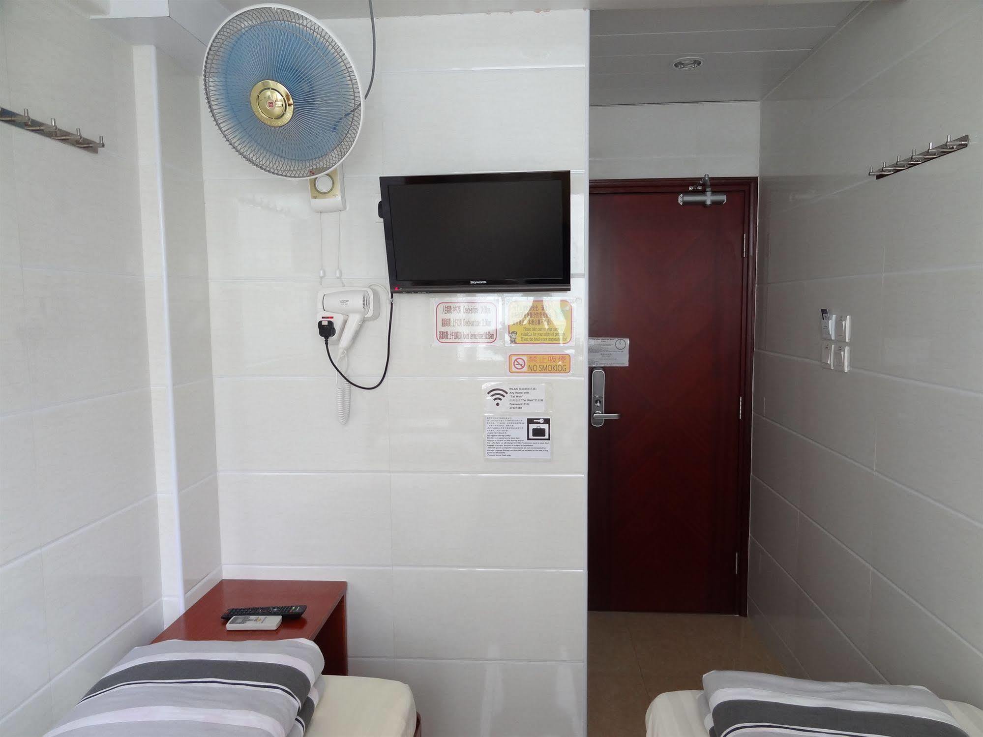 Tai Wah Hostel Hong Kong Bagian luar foto