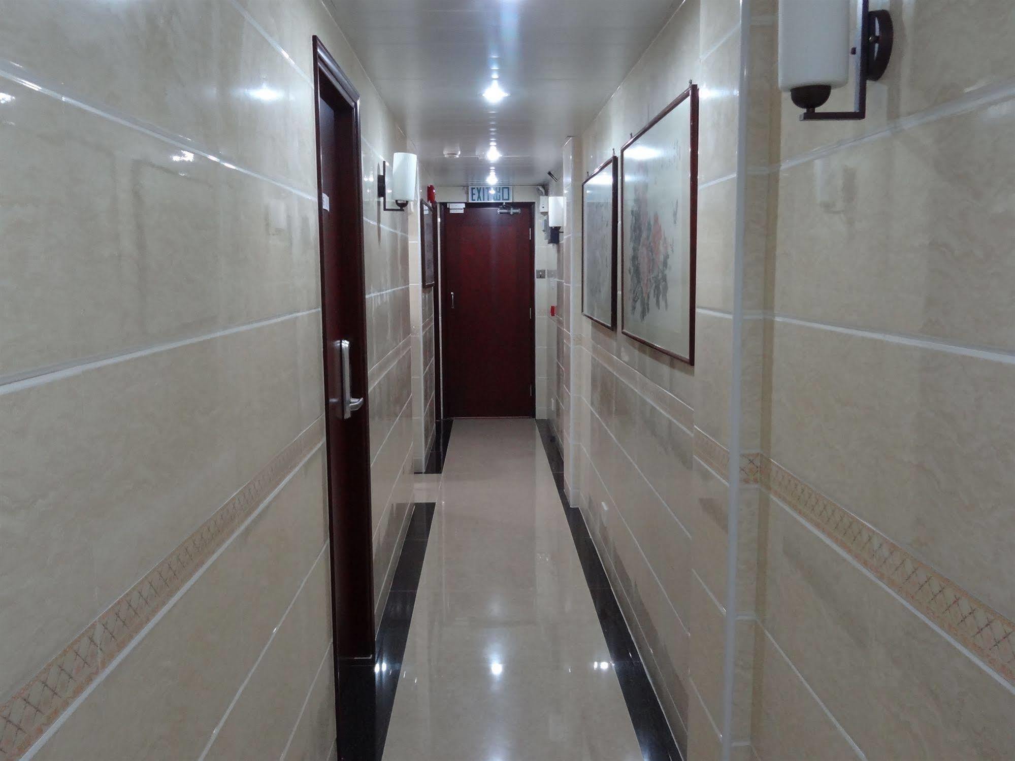 Tai Wah Hostel Hong Kong Bagian luar foto