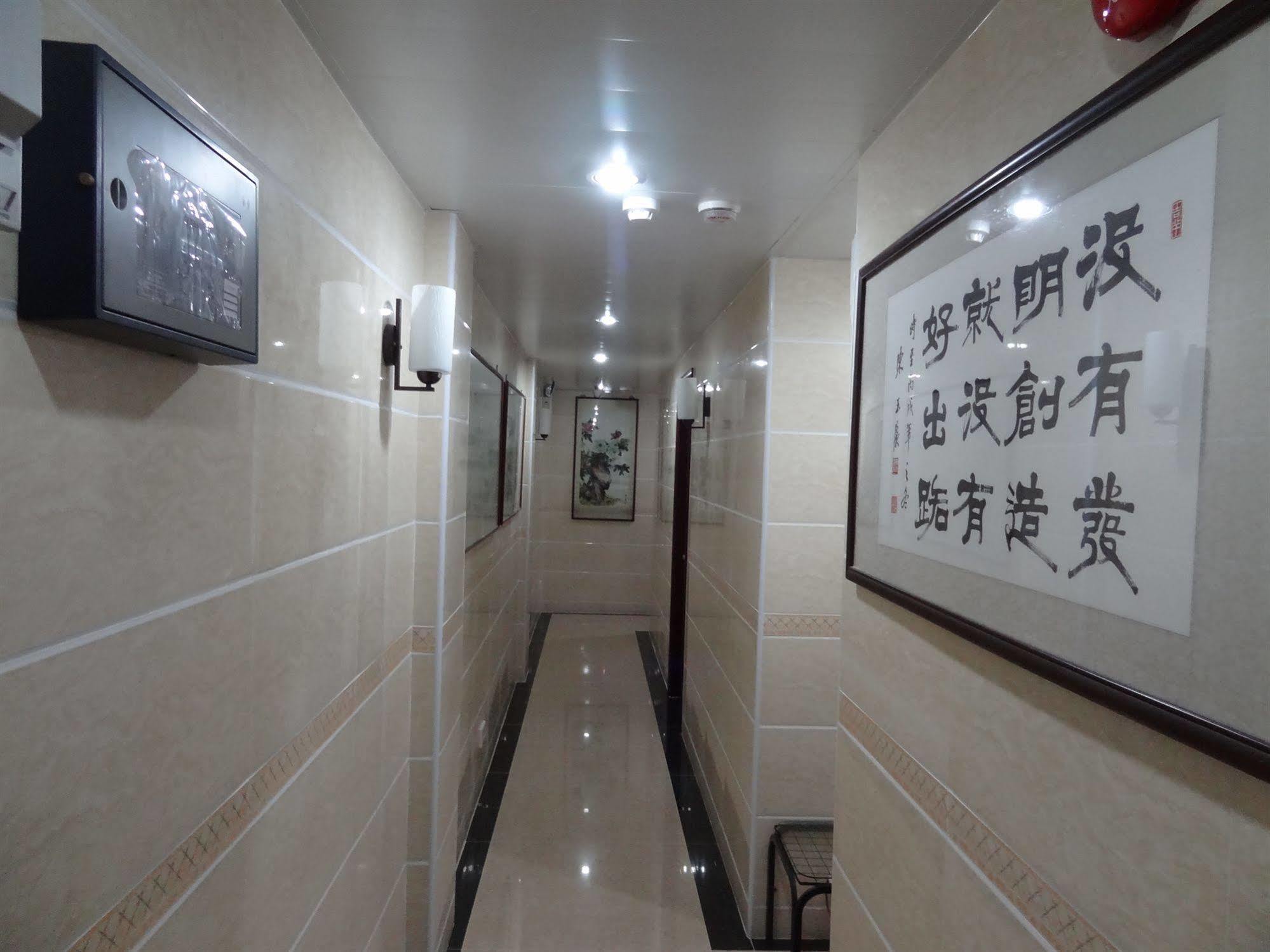 Tai Wah Hostel Hong Kong Bagian luar foto